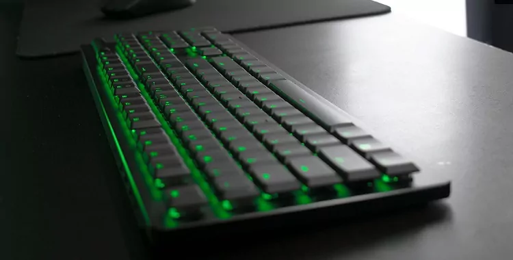Razer Deathstalker V2 Pro