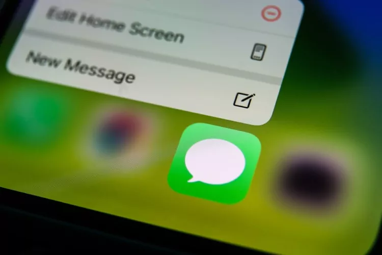 ویژگی‌های iOS 17 برای iMessage و تماس‌ها