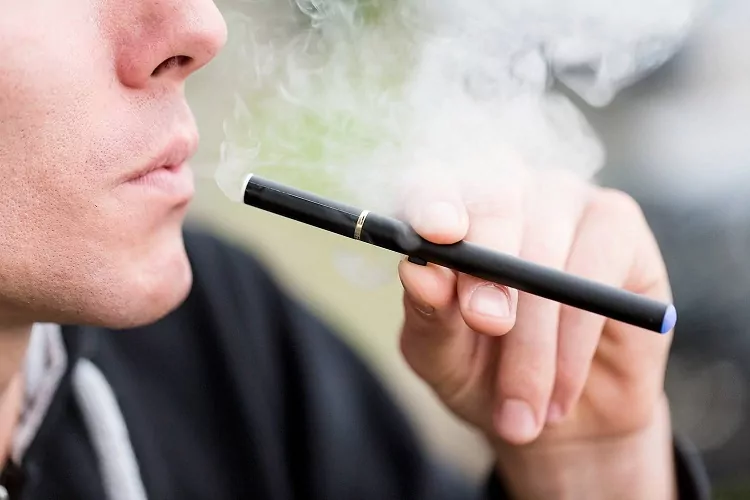 سیگار الکترونیکی (E-cigarettes)