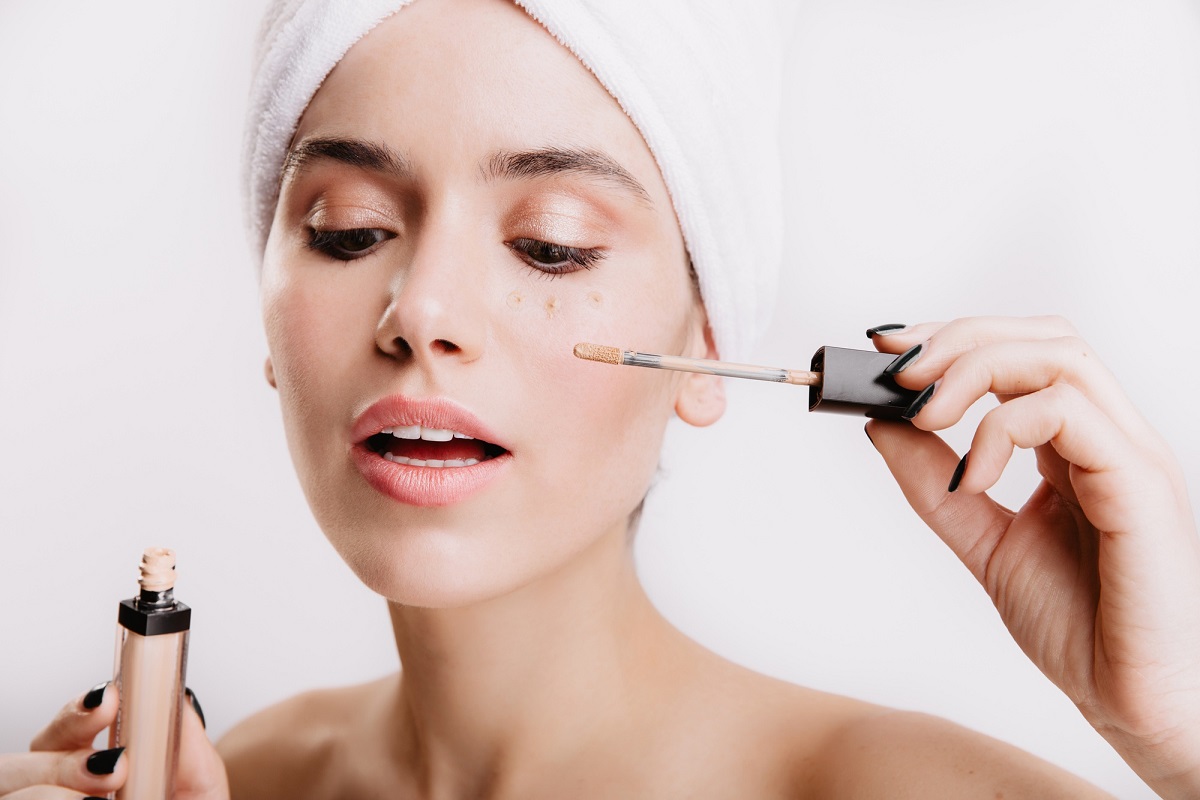 ویژگیهای کانسیلر مناسب برای پوست خشک