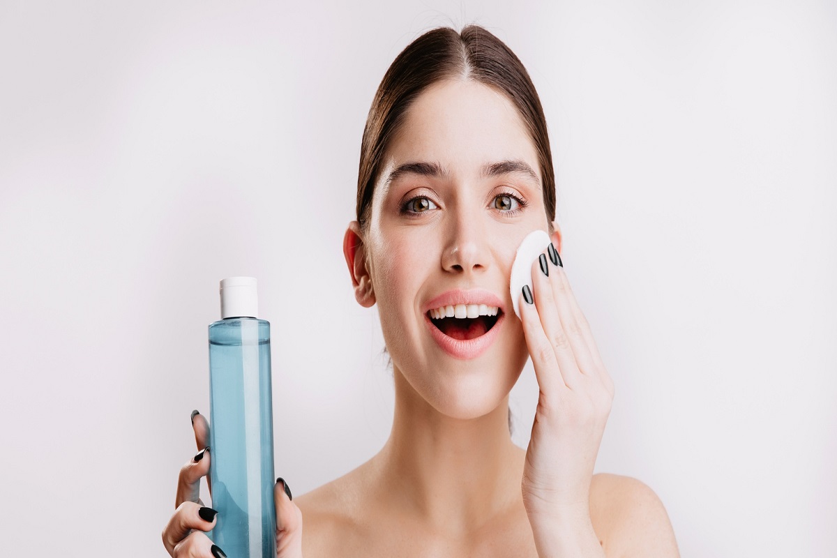 نحوه استفاده صحیح از تونر برای پوست خشک