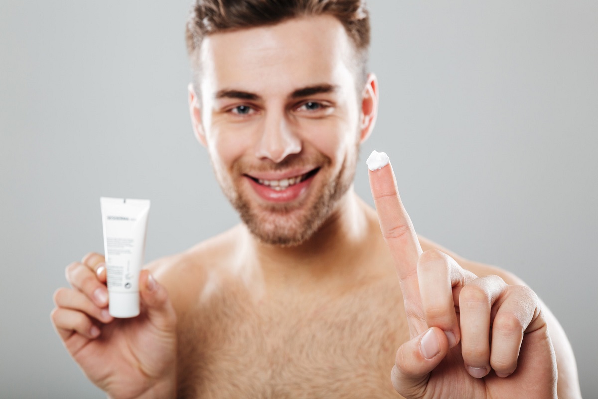 راهکارهای اختصاصی برای پوست خشک مردانه